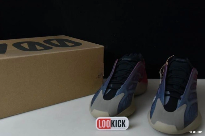 700 Carbon GW1814 Fade V3 Adidas Yeezy 0823